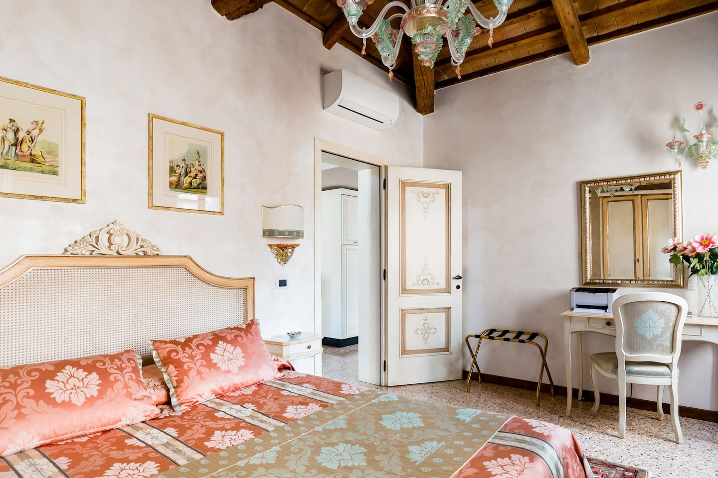 Air bnb in Venice with a canal view